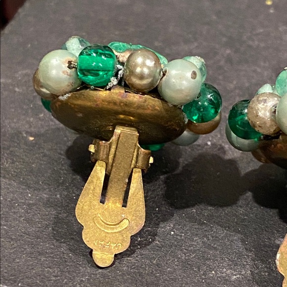 Japan Vintage Glass and Acrylic Cluster Earrings with Green Beads - Picture 5 of 7